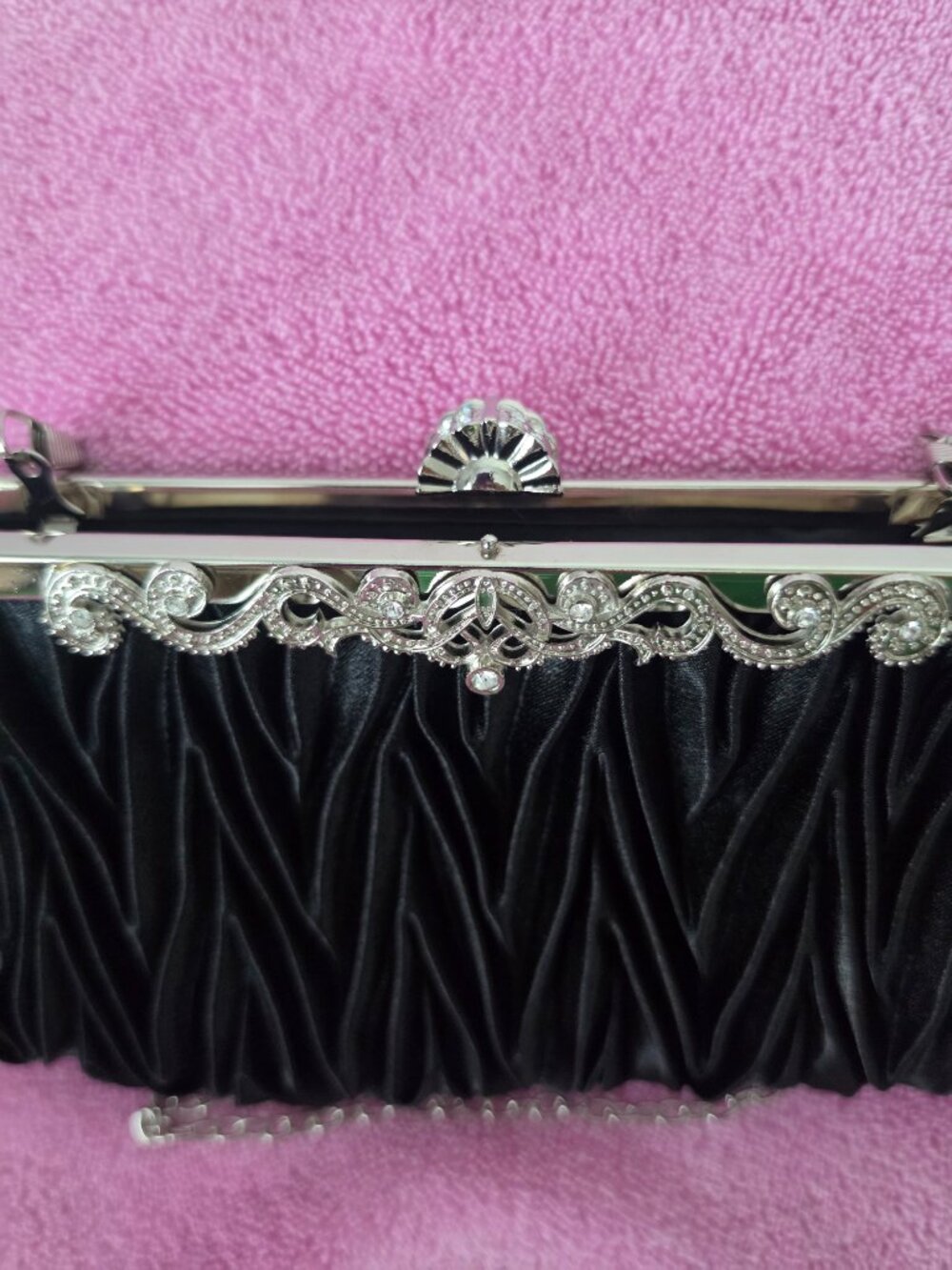 Women's Satin Pleated Evening Clutch Purse w/ Adjustable/Removable Strap - Picture 6 of 9